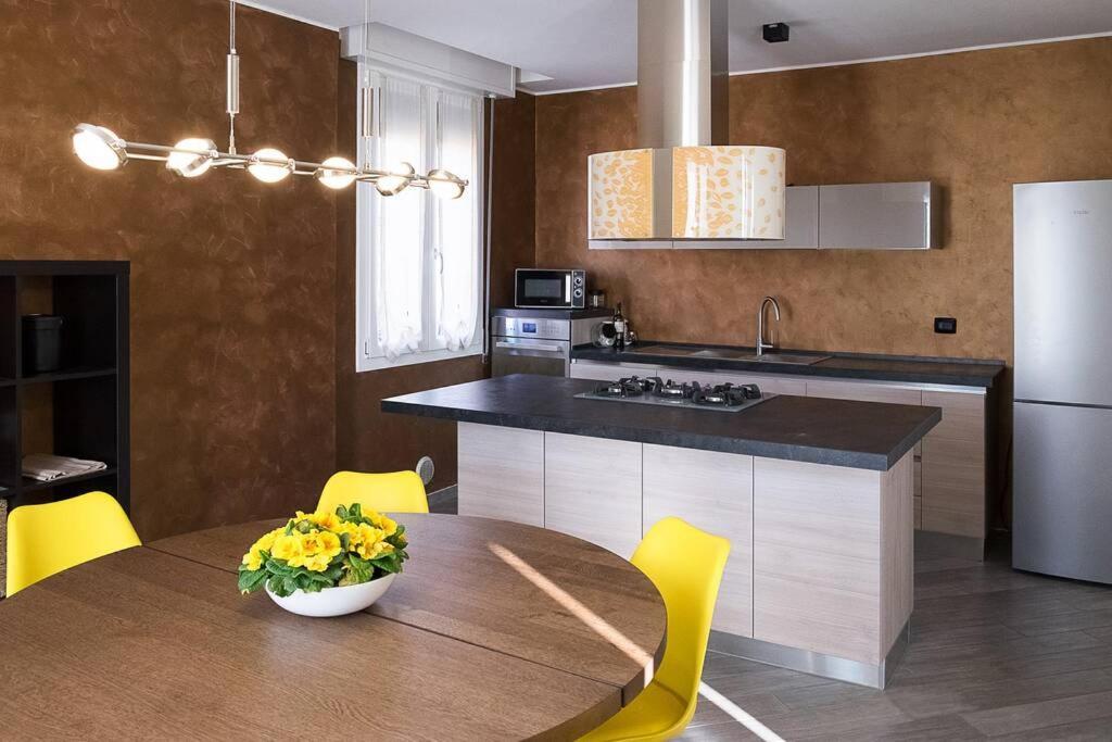 Appartamento Da Massi Комо Экстерьер фото